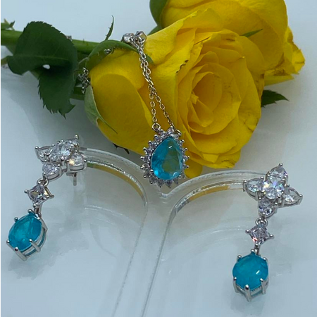 Ekskluzywne srebrne kolczyki z turmalinem Paraiba i cyrkoniami