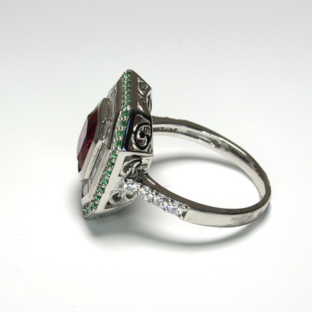 Poezja Orientu - pierścionek Premium z rubinem