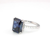 Srebrny pierścionek z tanzanitem „Łza Sułtanki”