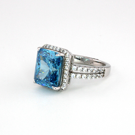 Srebrny pierścionek z akwamarynem "Blask Nieba"