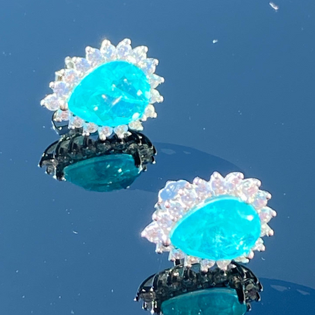 Subtelne srebrne kolczyki z turmalinem Paraiba i cyrkoniami 