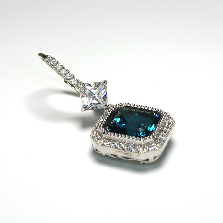 Kolczyki srebrne z topazem