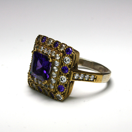 Srebrny pierścionek z ametystem, z dodatkiem brązu