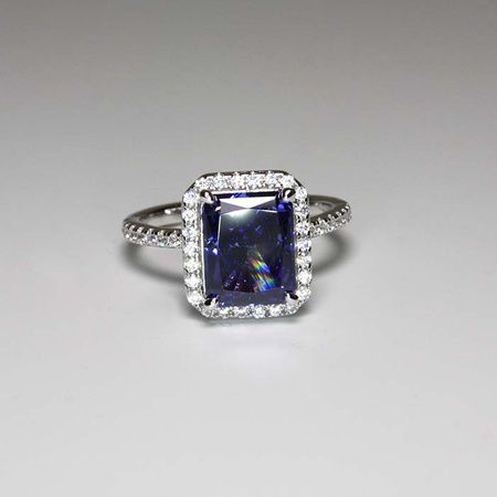 Magiczny tanzanit rodem z Orientu