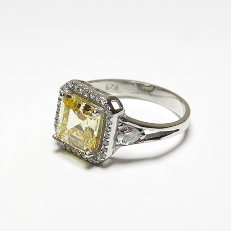 Elegancki srebrny pierścionek z cytrynem