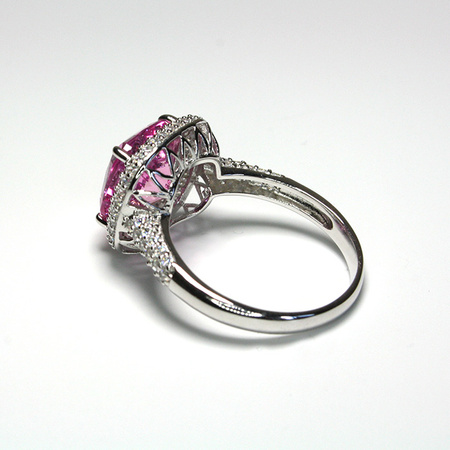 Elegancki pierścionek srebrny z Rose Moissanit