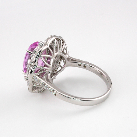 Kwiat Sułtanek - srebrny pierścień z różowym moissanitem